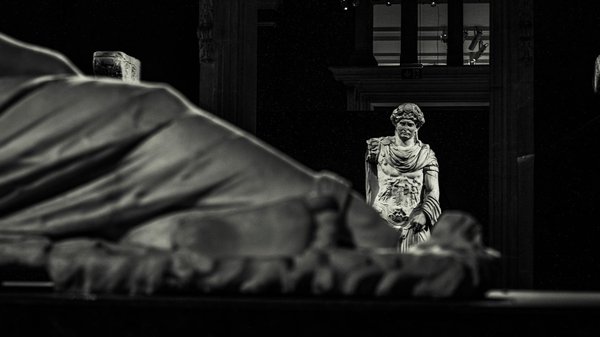 Les avantages d'une table basse de salon en verre : élégance et fonctionnalité