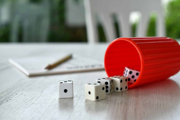 Comment choisir les meilleures pistes de dés pour votre jeu de société ?